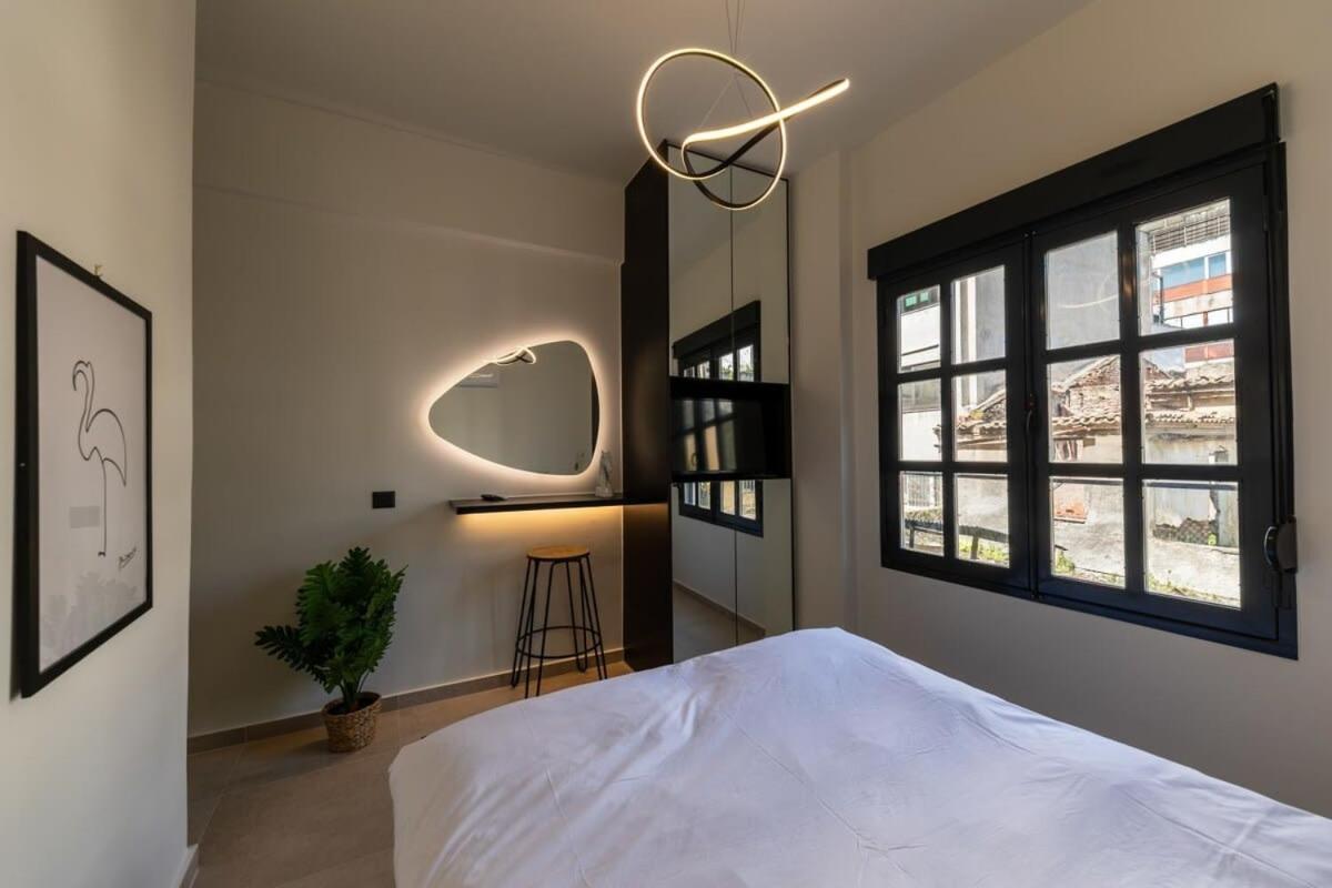 Beautiful Elegant Apartment Next To Monastiraki Ateny Zewnętrze zdjęcie